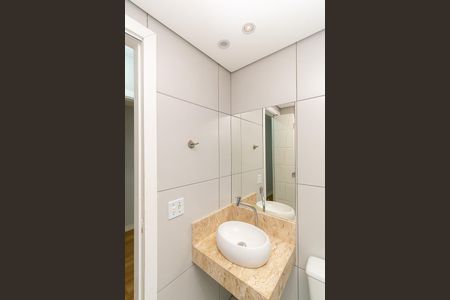 Apartamento à venda com 65m², 2 quartos e 1 vaga Apartamento à venda com 65m², 2 quartos e 1 vagaBanheiro da Suíte