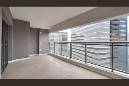 Apartamento à venda com 98m², 3 quartos e 1 vaga Apartamento à venda com 98m², 3 quartos e 1 vagaVaranda