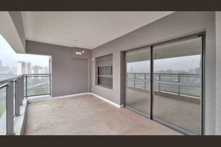 Apartamento à venda com 98m², 3 quartos e 1 vaga Apartamento à venda com 98m², 3 quartos e 1 vagaVaranda