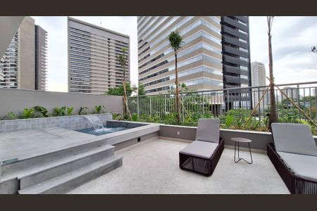 Apartamento à venda com 98m², 3 quartos e 1 vaga Apartamento à venda com 98m², 3 quartos e 1 vagaÁrea comum - Piscina