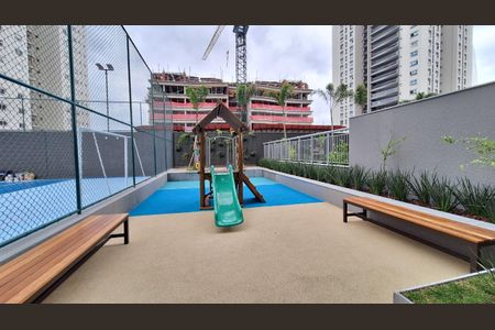 Apartamento à venda com 98m², 3 quartos e 1 vaga Apartamento à venda com 98m², 3 quartos e 1 vagaÁrea comum - Playground