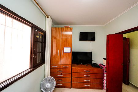 Casa à venda com 2 quartos, 99m² em Jardim Iva, São Paulo