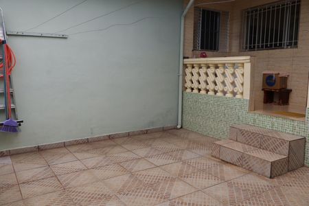 Casa à venda com 156m², 3 quartos e 3 vagasVaranda 2