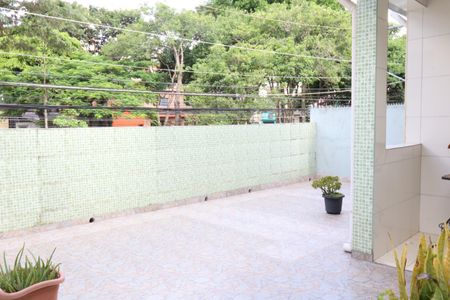 Casa à venda com 156m², 3 quartos e 3 vagasVaranda 1