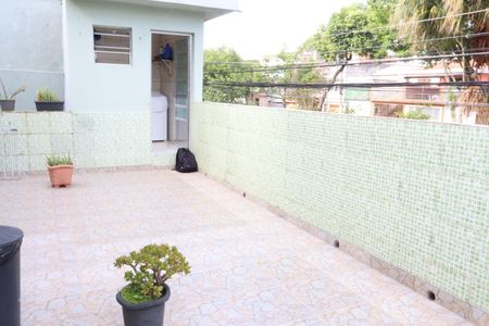 Casa à venda com 156m², 3 quartos e 3 vagasVaranda 1
