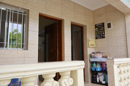 Casa à venda com 156m², 3 quartos e 3 vagasÁrea de serviço 2