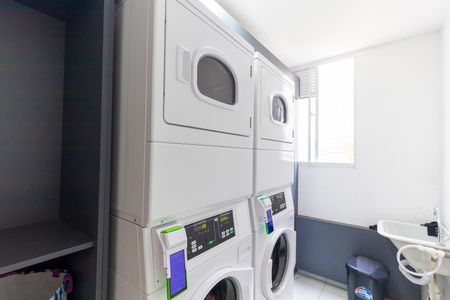 Apartamento para alugar com 42m², 2 quartos e 1 vagaLavanderia