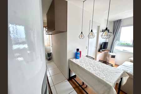 Cozinha de apartamento à venda com 2 quartos, 36m² em Vila das Bandeiras, Guarulhos