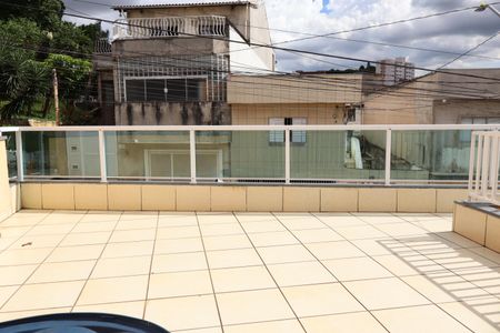 Casa para alugar com 180m², 3 quartos e 2 vagasVaranda