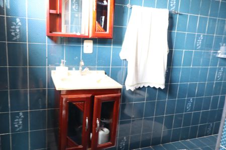 Casa para alugar com 180m², 3 quartos e 2 vagasBanheiro da Suíte