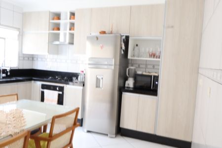 Casa para alugar com 180m², 3 quartos e 2 vagasCozinha