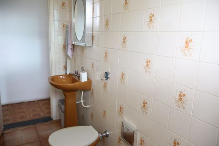 Casa para alugar com 180m², 3 quartos e 2 vagasBanheiro 1