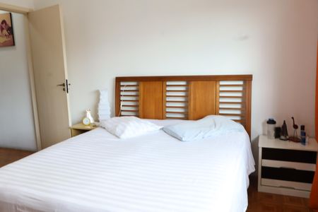 Casa para alugar com 180m², 3 quartos e 2 vagasSuíte