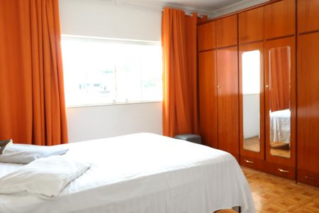 Casa para alugar com 180m², 3 quartos e 2 vagasSuíte