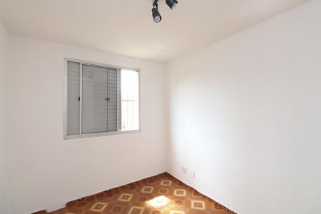 Quarto 1 de apartamento para alugar com 2 quartos, 50m² em Vila Albertina, São Paulo