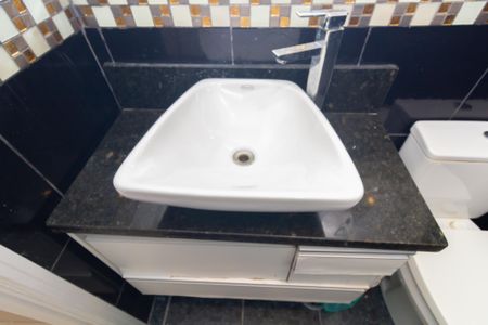 Apartamento para alugar com 72m², 2 quartos e 2 vagasBanheiro