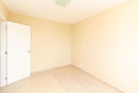 Quarto 1 de apartamento para alugar com 2 quartos, 72m² em Itaquera, São Paulo