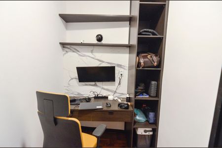 Quarto de apartamento à venda com 2 quartos, 40m² em Tijuca, Rio de Janeiro