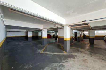 Apartamento para alugar com 37m², 1 quarto e 1 vaga Apartamento para alugar com 37m², 1 quarto e 1 vagaGaragem