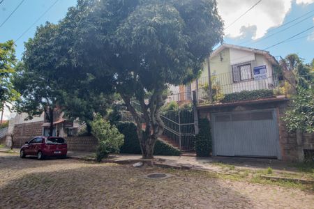 Casa para alugar com 304m², 5 quartos e sem vagaFachada