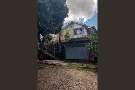 Casa para alugar com 304m², 5 quartos e sem vagaFachada