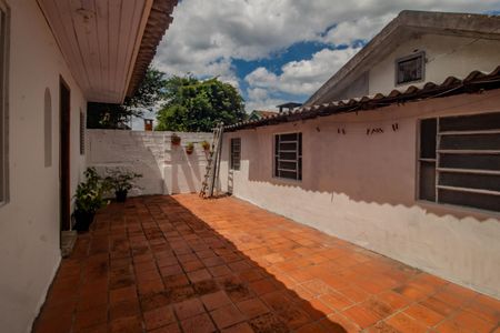 Casa para alugar com 304m², 5 quartos e sem vagaQuintal