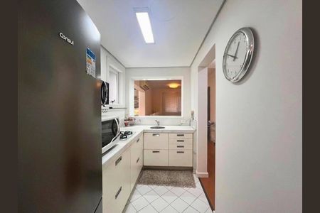 Cozinha  de apartamento para alugar com 2 quartos, 84m² em Bela Vista, Porto Alegre