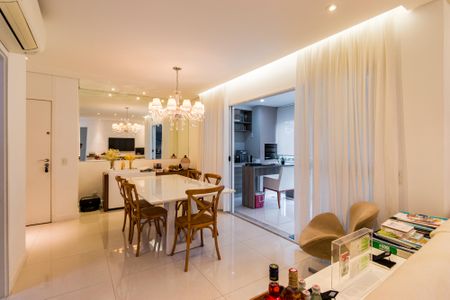 Apartamento à venda com 96m², 2 quartos e 2 vagas