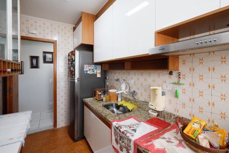 Apartamento para alugar com 82m², 2 quartos e 1 vaga Apartamento para alugar com 82m², 2 quartos e 1 vagaCozinha - Armários