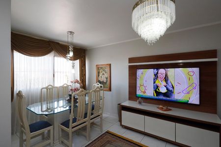 Apartamento para alugar com 82m², 2 quartos e 1 vaga Apartamento para alugar com 82m², 2 quartos e 1 vagaSala