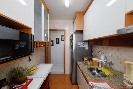 Apartamento para alugar com 82m², 2 quartos e 1 vaga Apartamento para alugar com 82m², 2 quartos e 1 vagaCozinha - Armários