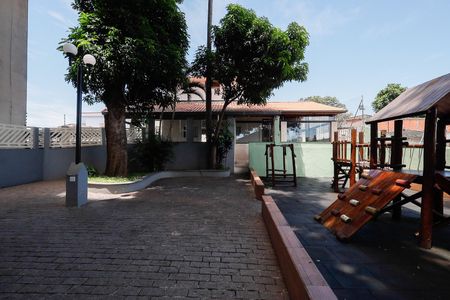 Apartamento para alugar com 82m², 2 quartos e 1 vaga Apartamento para alugar com 82m², 2 quartos e 1 vagaÁrea comum - Playground