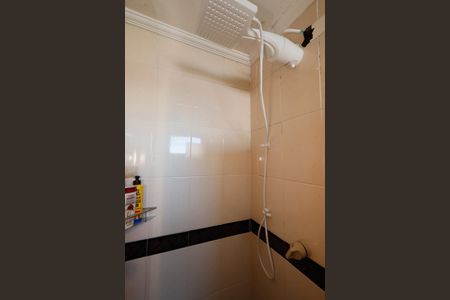 Apartamento para alugar com 82m², 2 quartos e 1 vaga Apartamento para alugar com 82m², 2 quartos e 1 vagaBanheiro da Suíte 1