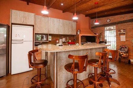 Cozinha  de casa para alugar com 4 quartos, 580m² em Menino Deus, Porto Alegre