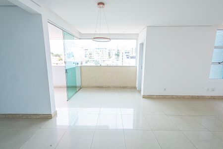 sala de apartamento para alugar com 3 quartos, 90m² em Liberdade, Belo Horizonte