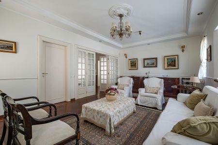 Casa à venda com 400m², 4 quartos e 4 vagas Casa à venda com 400m², 4 quartos e 4 vagasSala 1