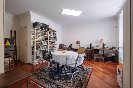 Casa à venda com 400m², 4 quartos e 4 vagas Casa à venda com 400m², 4 quartos e 4 vagasSuíte 2