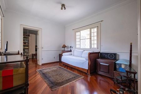 Casa à venda com 400m², 4 quartos e 4 vagas Casa à venda com 400m², 4 quartos e 4 vagasSuíte 2