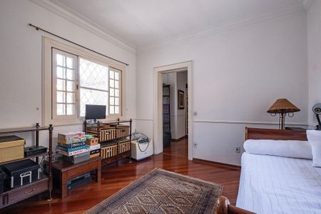 Casa à venda com 400m², 4 quartos e 4 vagas Casa à venda com 400m², 4 quartos e 4 vagasSuíte 2