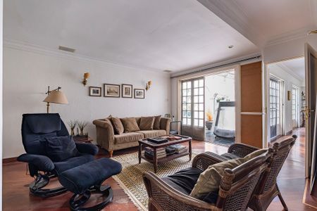 Sala 3 de casa à venda com 4 quartos, 400m² em Jardim Paulistano, São Paulo