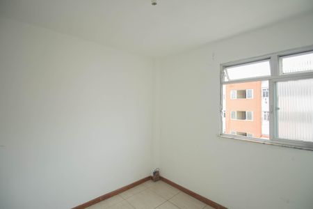 Quarto 2 de apartamento para alugar com 2 quartos, 49m² em Brasilândia, São Gonçalo
