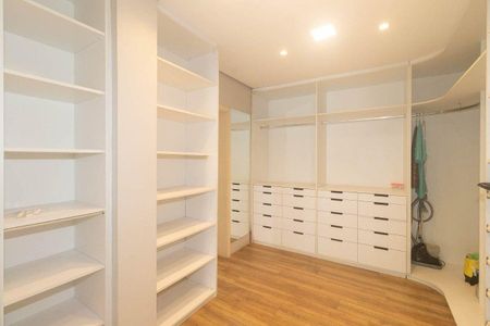 Casa à venda com 408m², 3 quartos e sem vagaQuarto 2