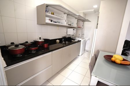 Apartamento para alugar com 64m², 2 quartos e 1 vaga
