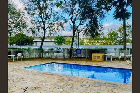 Apartamento para alugar com 45m², 2 quartos e 1 vagaÁrea comum - Piscina