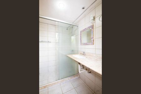 Apartamento para alugar com 102m², 3 quartos e 2 vagas Apartamento para alugar com 102m², 3 quartos e 2 vagasBanheiro 1