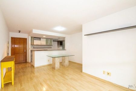 Sala  de apartamento para alugar com 3 quartos, 102m² em Tristeza, Porto Alegre