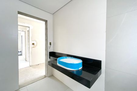 Apartamento à venda com 108m², 3 quartos e 3 vagasBanheiro da Suíte 1