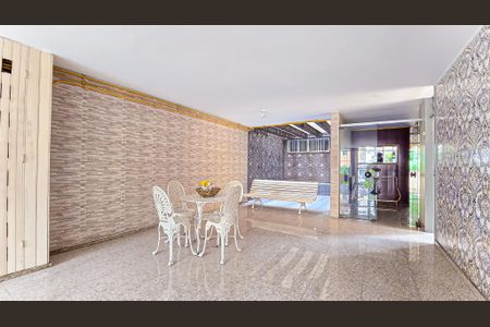 Apartamento para alugar com 47m², 2 quartos e sem vaga Apartamento para alugar com 47m², 2 quartos e sem vagaHall social