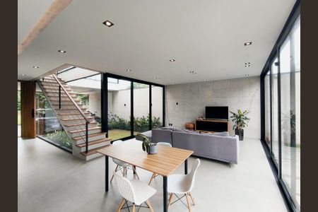 Casa de Condomínio à venda com 3 quartos, 257m² em Gramadão, Jundiaí