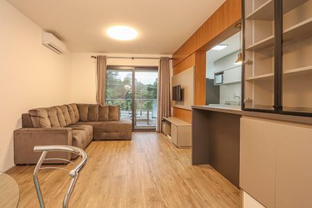 Sala  de apartamento para alugar com 2 quartos, 74m² em Petrópolis, Porto Alegre